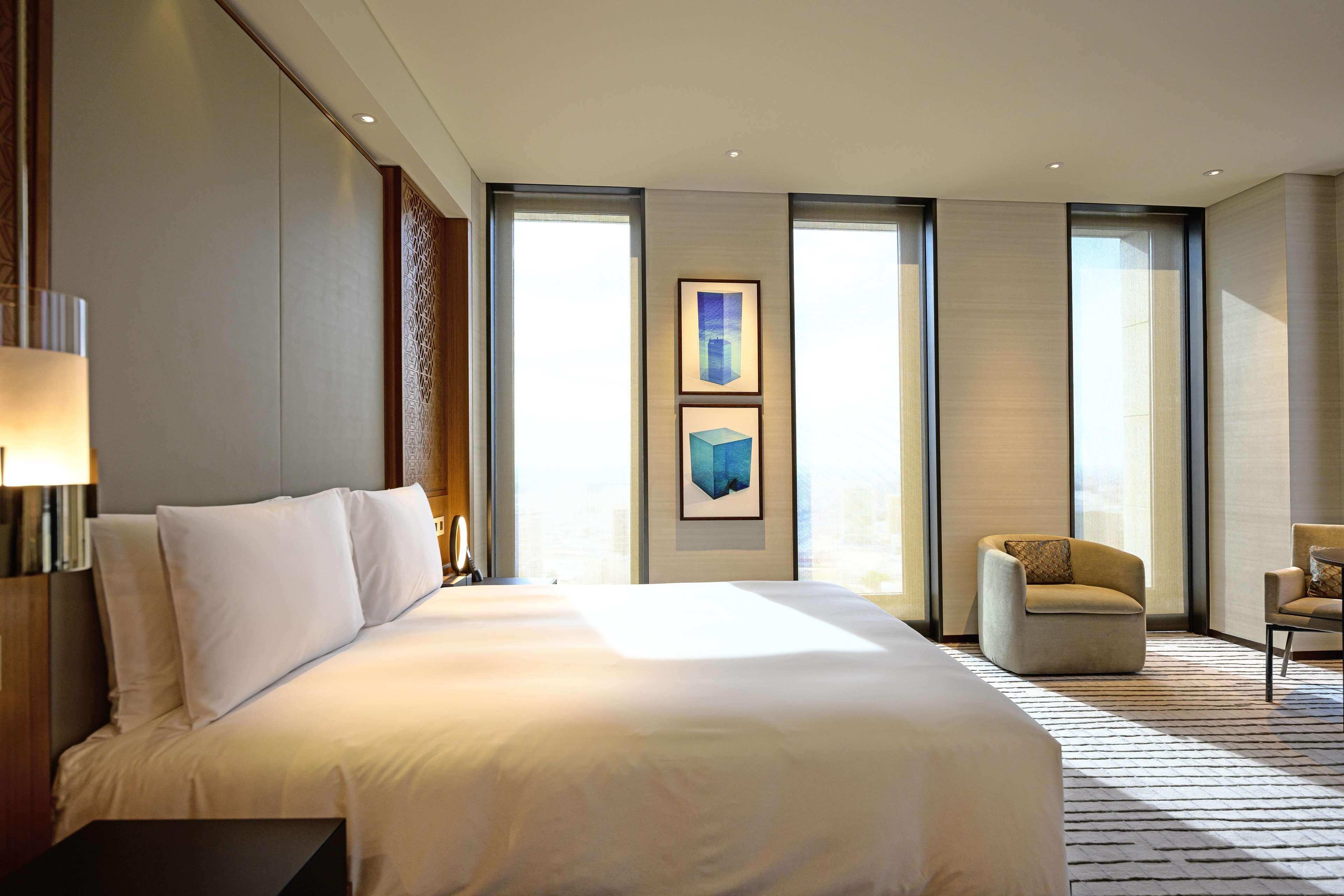 Hotel Park Hyatt Doha, Msheireb Downtown Esterno foto A bedroom at the hotel