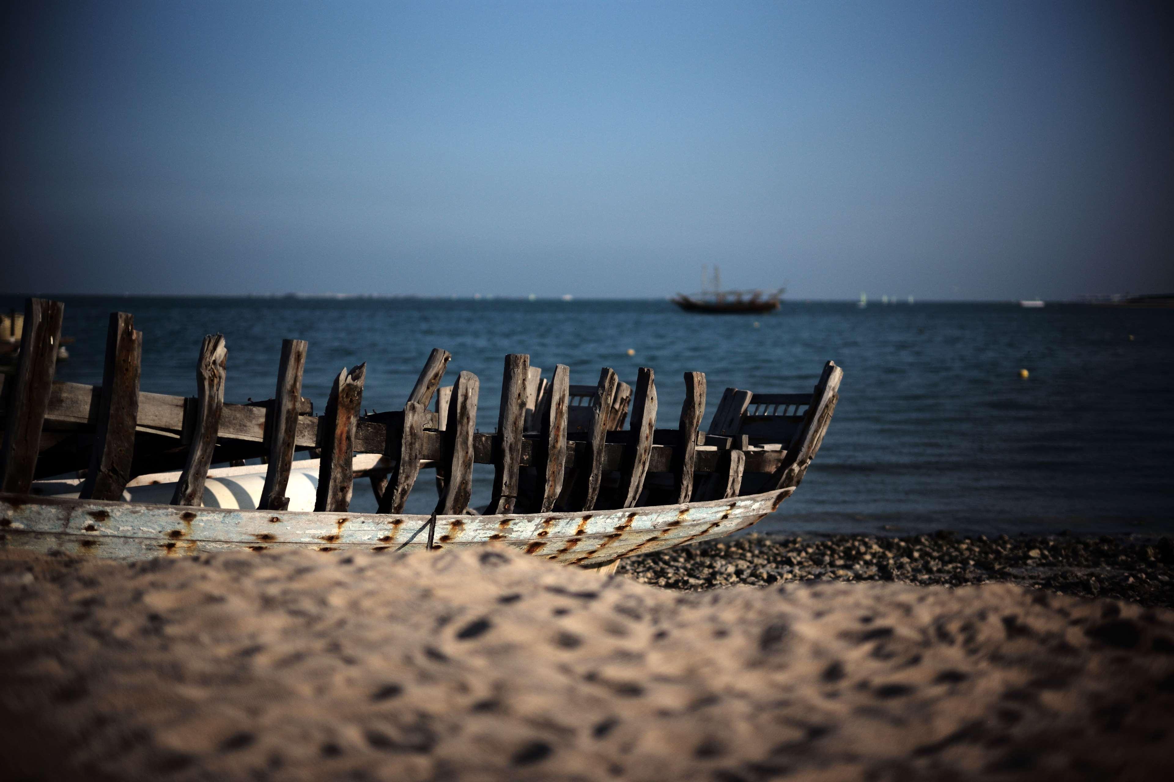 Hotel Park Hyatt Doha, Msheireb Downtown Esterno foto The beach at Fort Belan